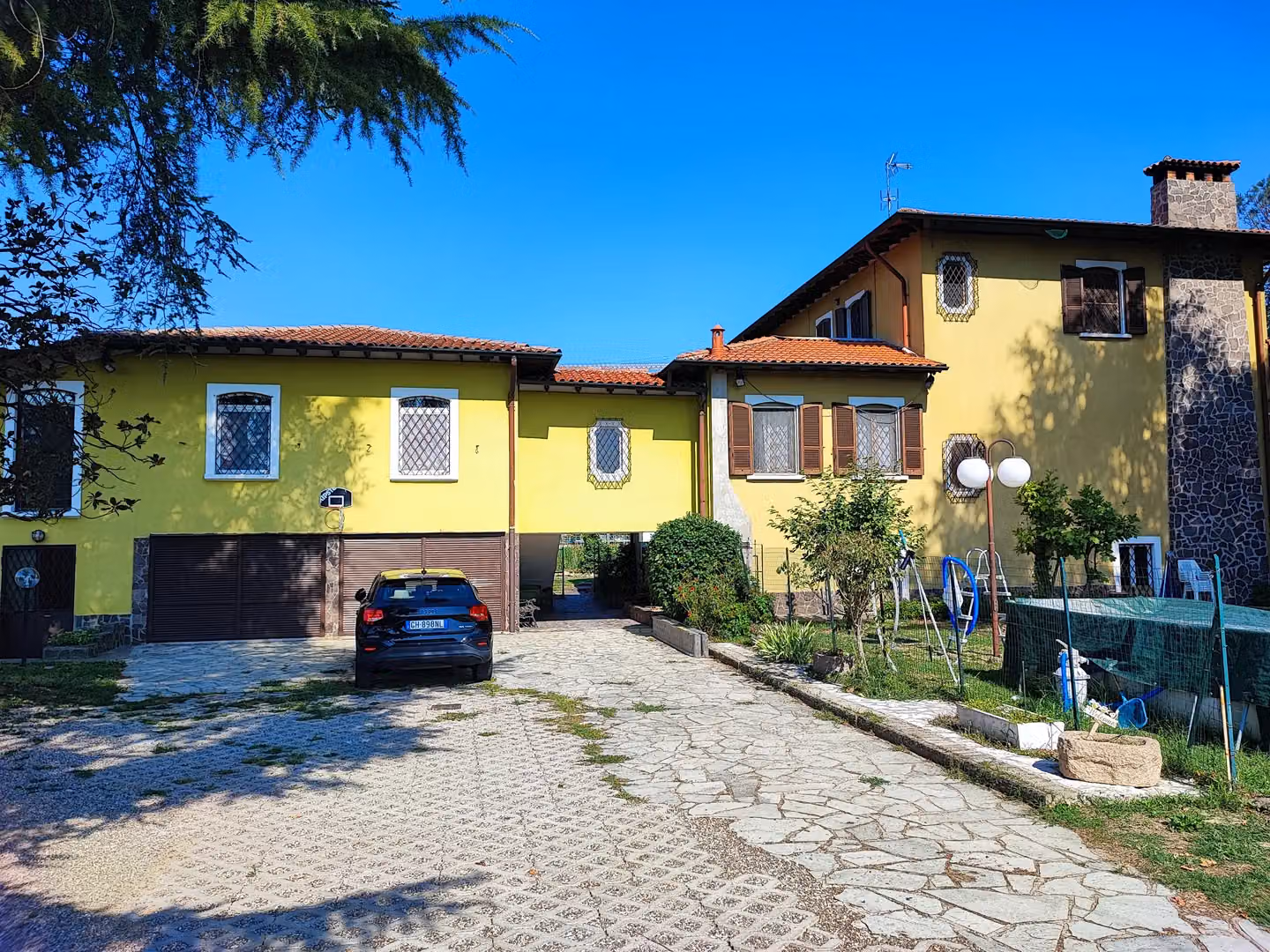 Gli spazi esterni del B&B Barbettini a Bereguardo